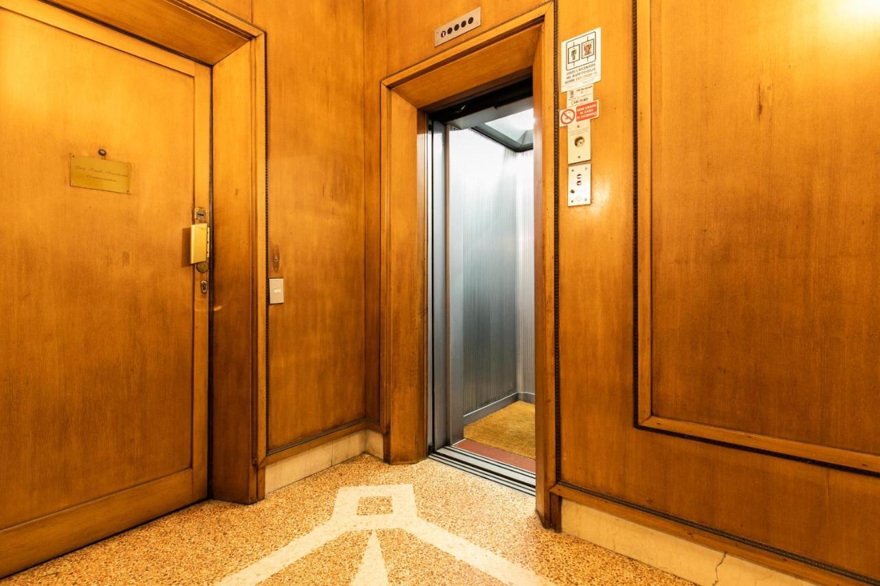 Klimt - Jacuzzi 5 Star - Luxury Design Apartment ميلان المظهر الخارجي الصورة