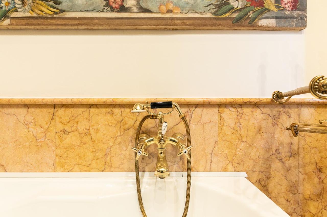 Klimt - Jacuzzi 5 Star - Luxury Design Apartment ميلان المظهر الخارجي الصورة